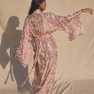 RISING STAR SHAMAN KIMONO - RISING STAR ROSE - JEN'S PIRATE BOOTY